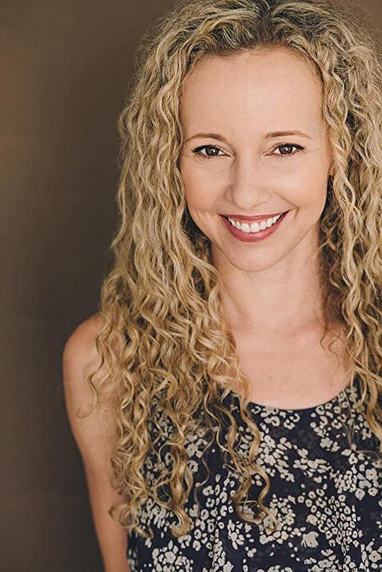 珍妮弗·凯恩 Jennifer Cain
