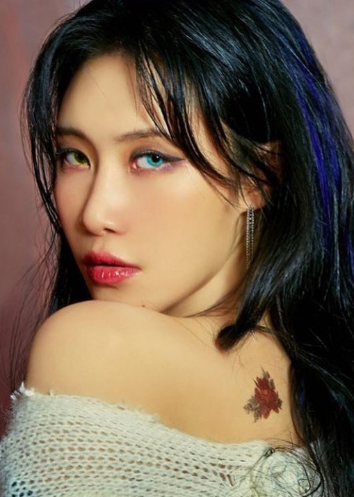 李礼智 Ye-ji Lee