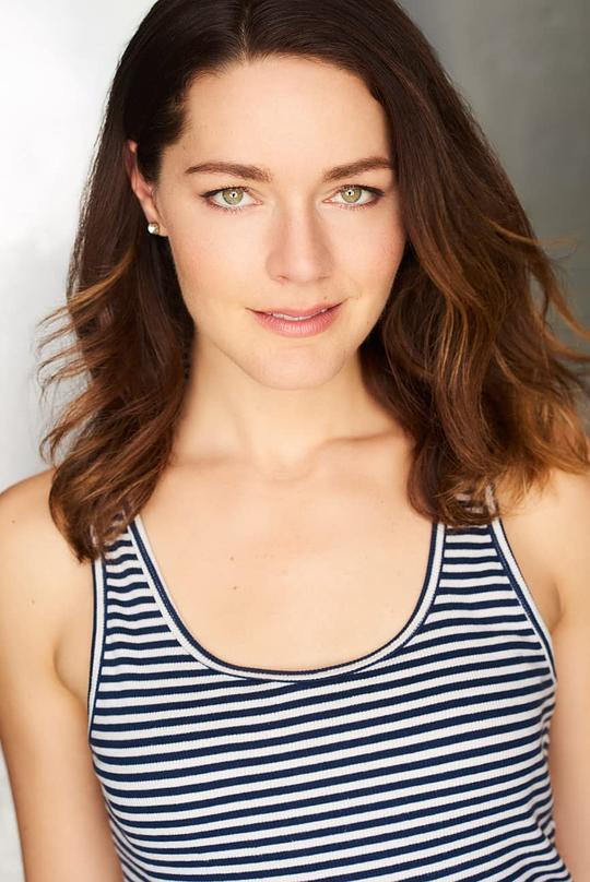 汉娜·巴尔福特 Hannah Barefoot