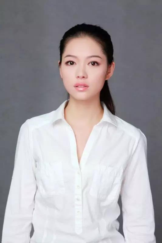 姬晴 Qing Ji