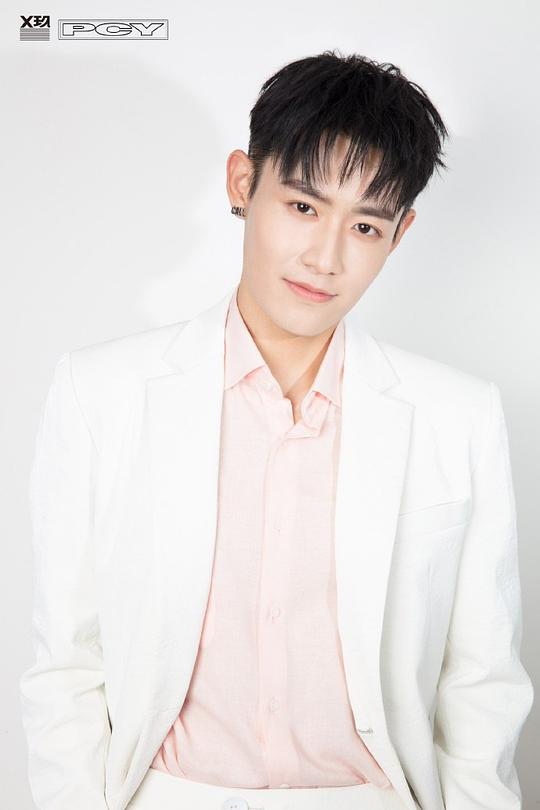 彭楚粤 Chuyue Peng