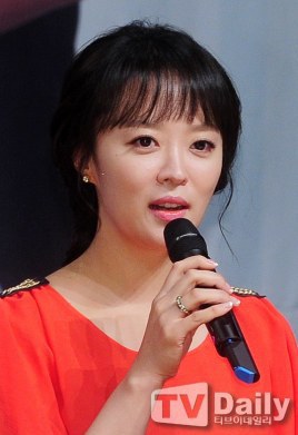 安妍红 Yang-ho Wi