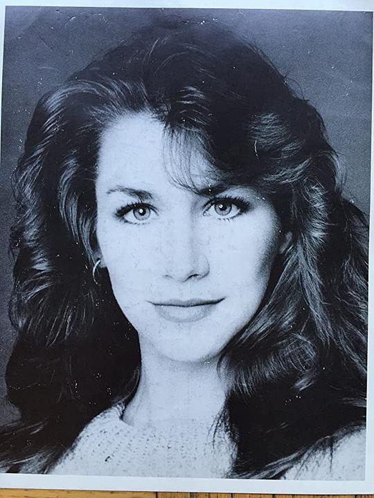 卡罗琳·威廉姆斯 Caroline Williams