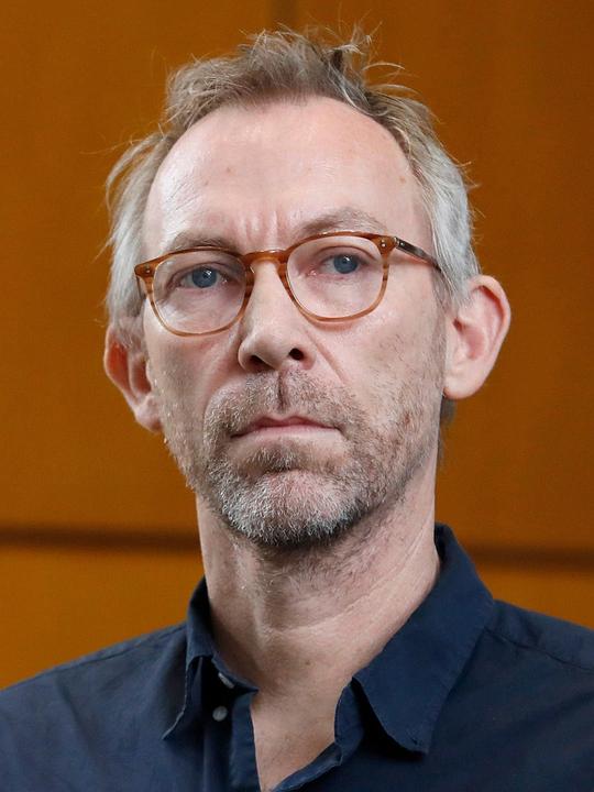 西蒙·麦奎德 Simon McQuoid