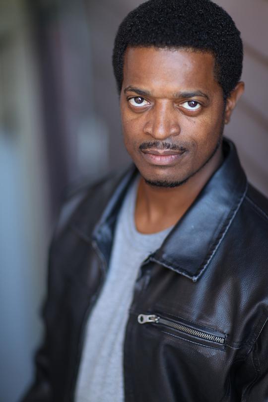 卢修斯·巴斯顿 Lucius Baston