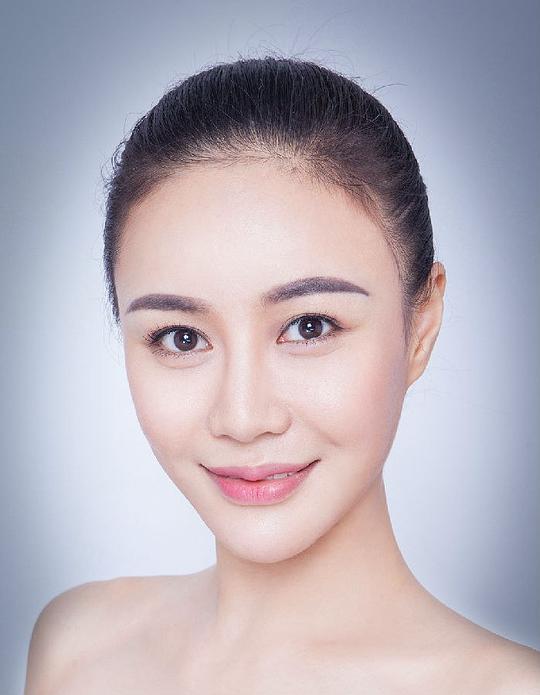 易星艳 Xingyan Yi