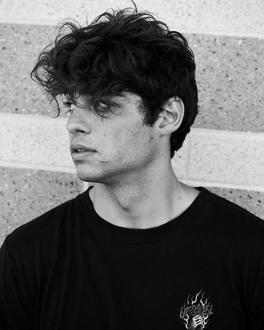诺亚·琴蒂内奥 Noah Centineo