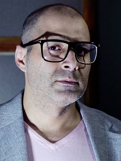 巴迪亚·雅德加里 Bardia Yadegari