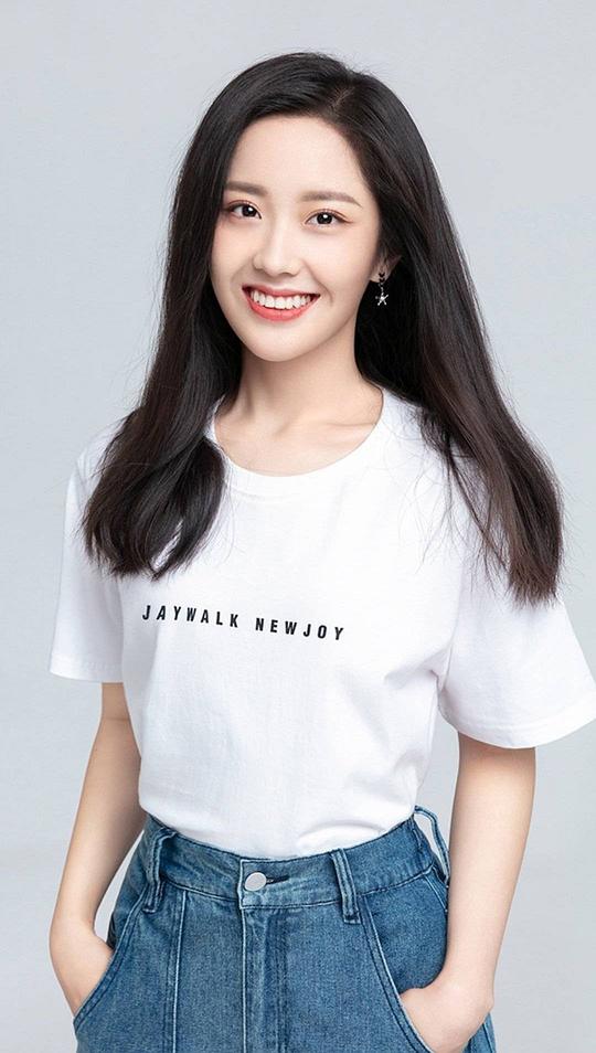 王艺瑾 Yijin Wang