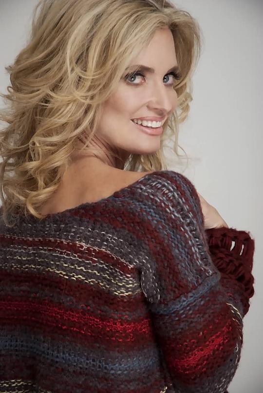 萨布丽娜·卡尔弗 Sabrina Culver