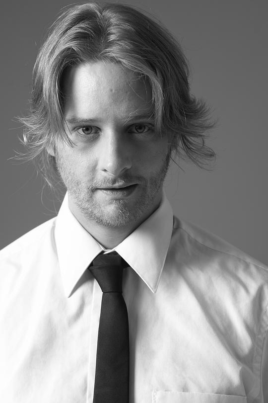 詹姆斯·朗肖尔 James Longshore