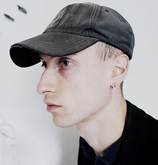 丹尼尔·布拉姆博格 Daniel Blumberg