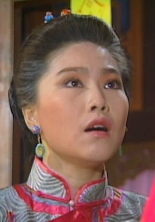 杜素真 Su-Chen Tu