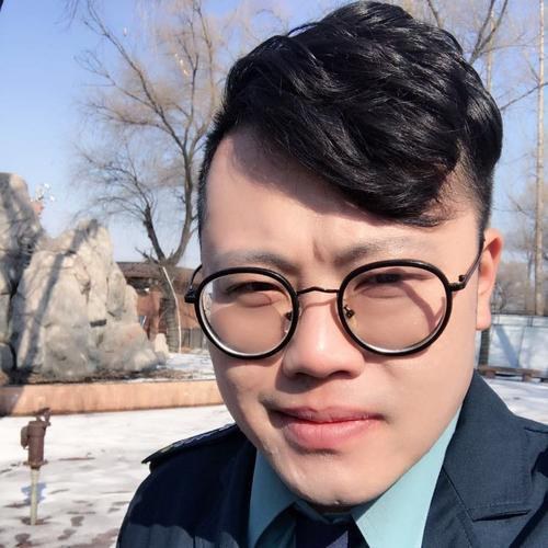 魏欣宇 Xinyu Wei