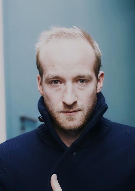 卢卡斯·图尔图 Lukas Turtur
