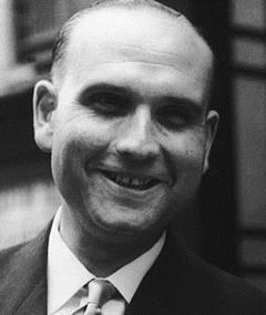 杰拉德·托马斯 Gerald Thomas