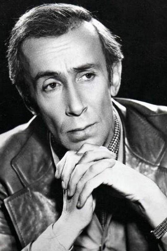 瓦连京·尼库林 Valentin Nikulin