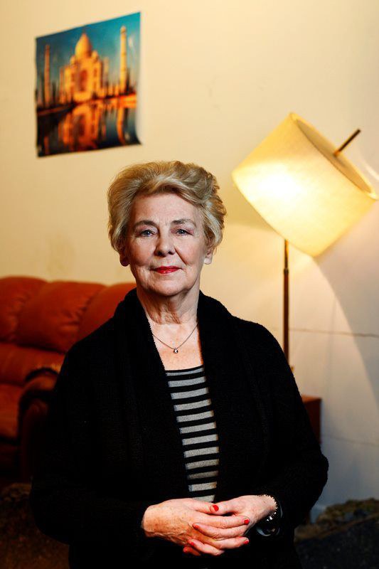 克里斯特比约格·凯尔德 Kristbjörg Kjeld