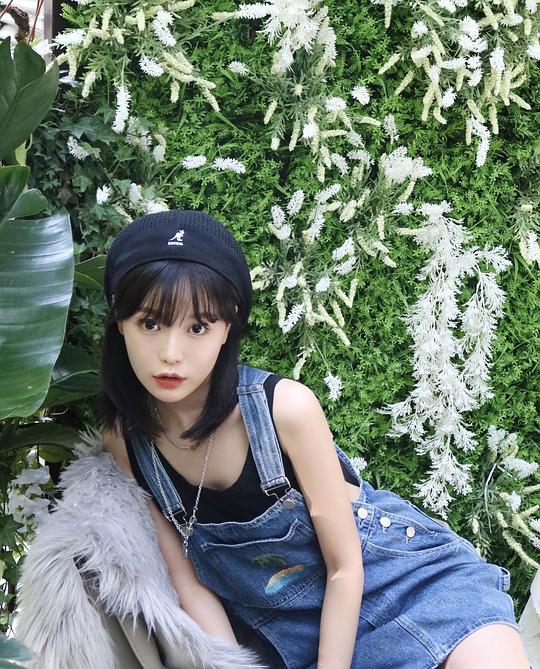 张伊诺 Yinuo Zhang