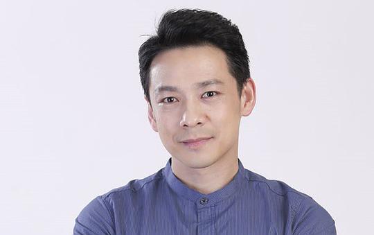 瓦塔纳·库桑提普 Wattana Kumthorntip