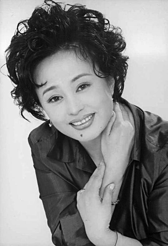 朱明瑛 Mingying Zhu