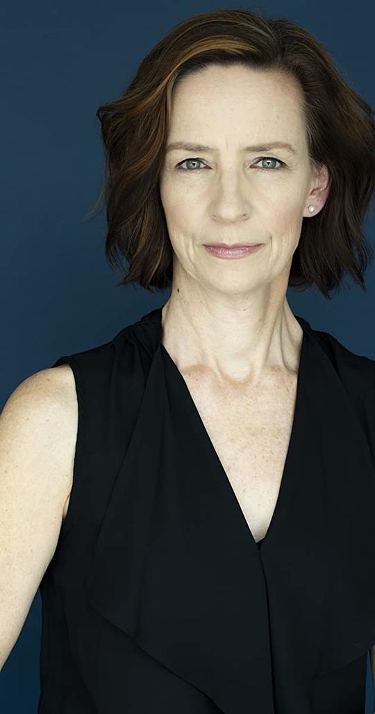 莎伦·麦克法兰 Sharon McFarlane