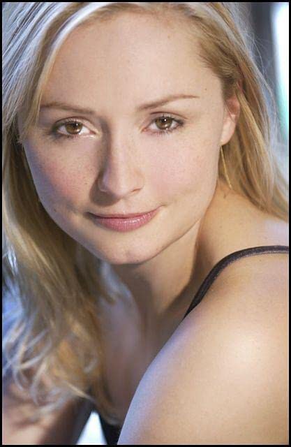 尼娜·谢马兹克 Nina Siemaszko