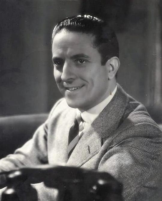 罗伯特·雷依 Roberto Rey