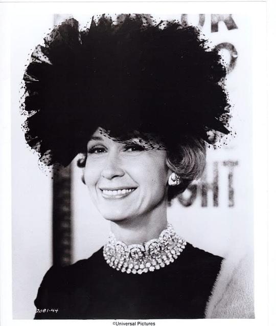 爱丽丝贝克斯 Alice Backes