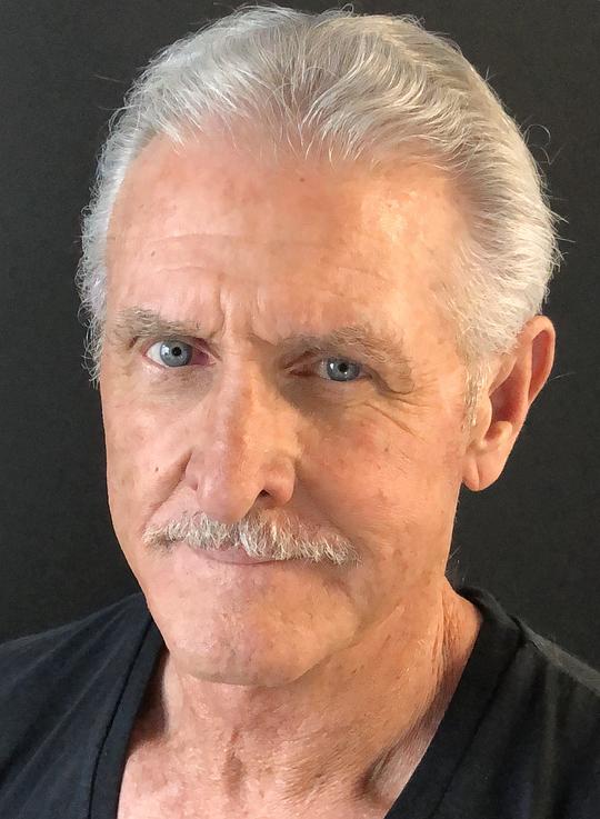 迈克尔·斯万 Michael Swan