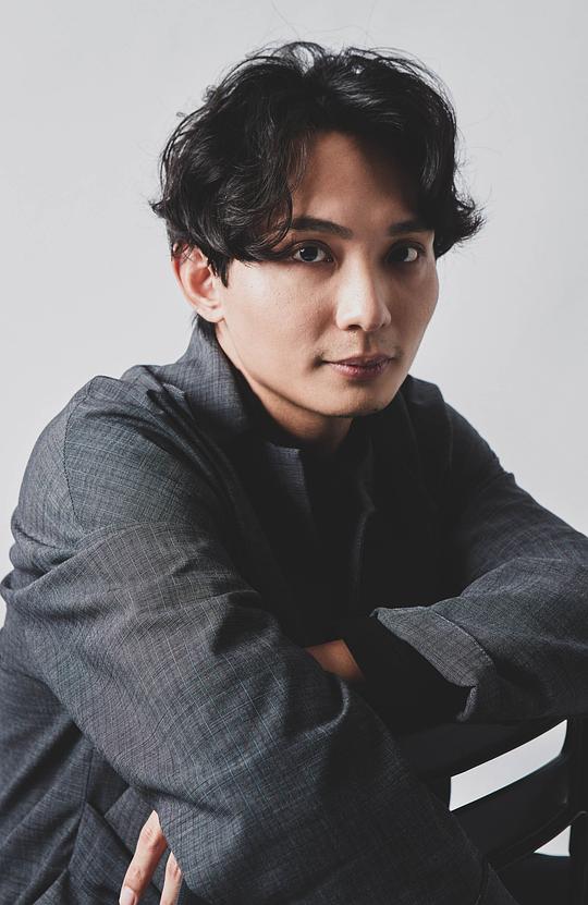 殷振豪 Chen-Hao Yin