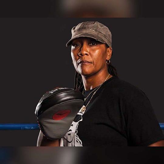 安.沃夫 Ann Wolfe