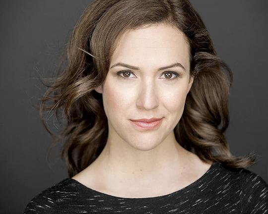 艾德里安·米什勒 Adriene Mishler