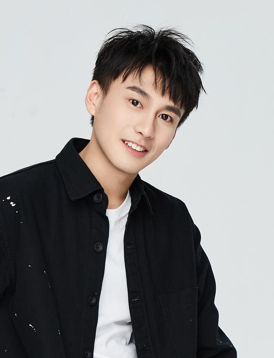 侯玮涛 Weitao Hou