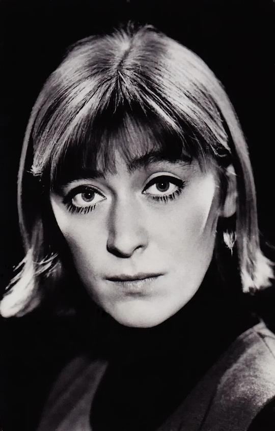 叶卡婕琳娜·叶·瓦西利耶娃 Ekaterina Vasileva