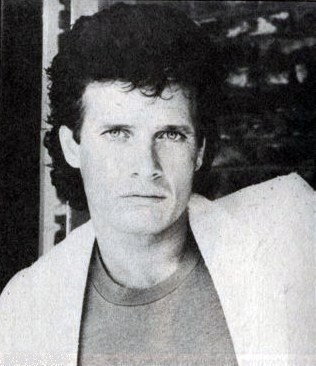 史蒂夫·邦德 Steve Bond