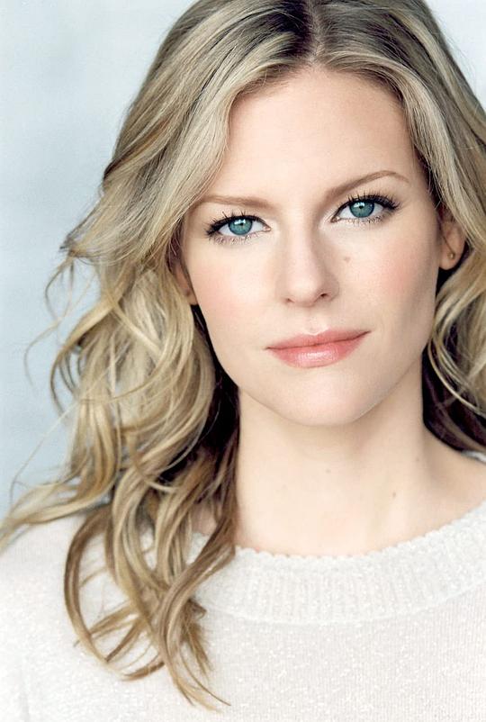 切尔茜·克里斯普 Chelsey Crisp