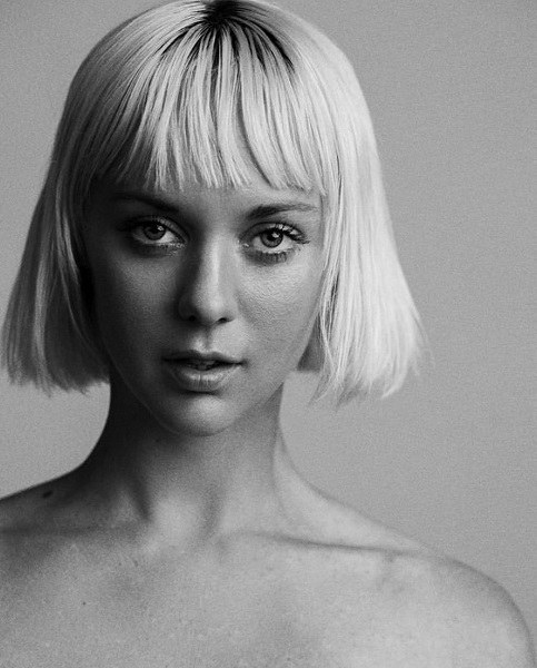 切尔西·德博 Chelsea Debo