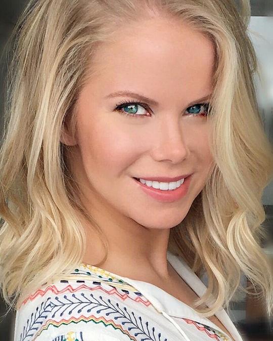 克丽丝特尔·亨特 Crystal Hunt