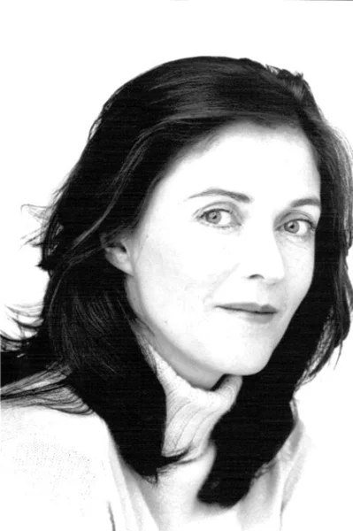 达里尼·尼·唐奇 Dairíne Ní Dhonnchú