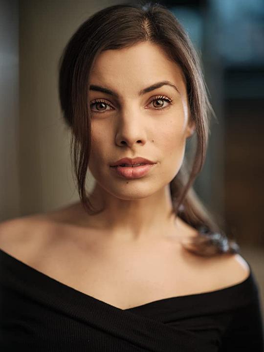 Nalân Burgess Nalân Burgess