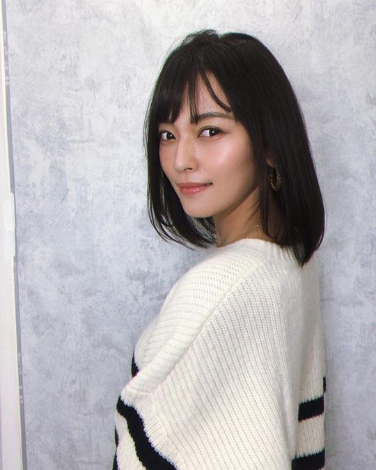 伊藤志保乃 Shihono Ito