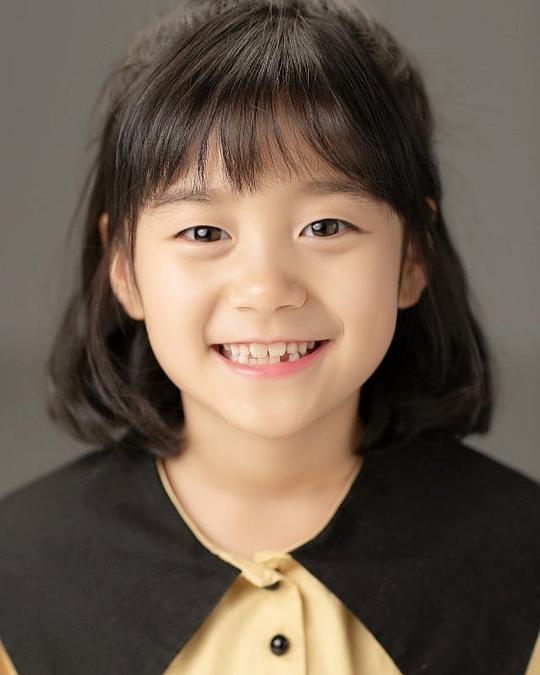 李艺嫔 Lee Ye-bit