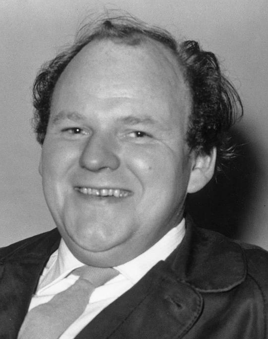 罗伊·金尼尔 Roy Kinnear
