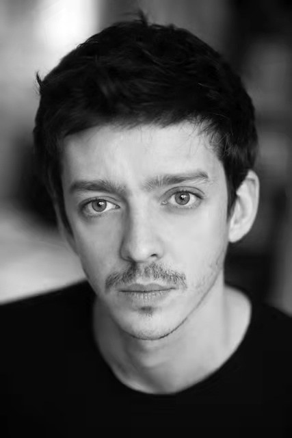 纳威尔·佩雷兹·毕斯卡亚特 Nahuel Pérez Biscayart