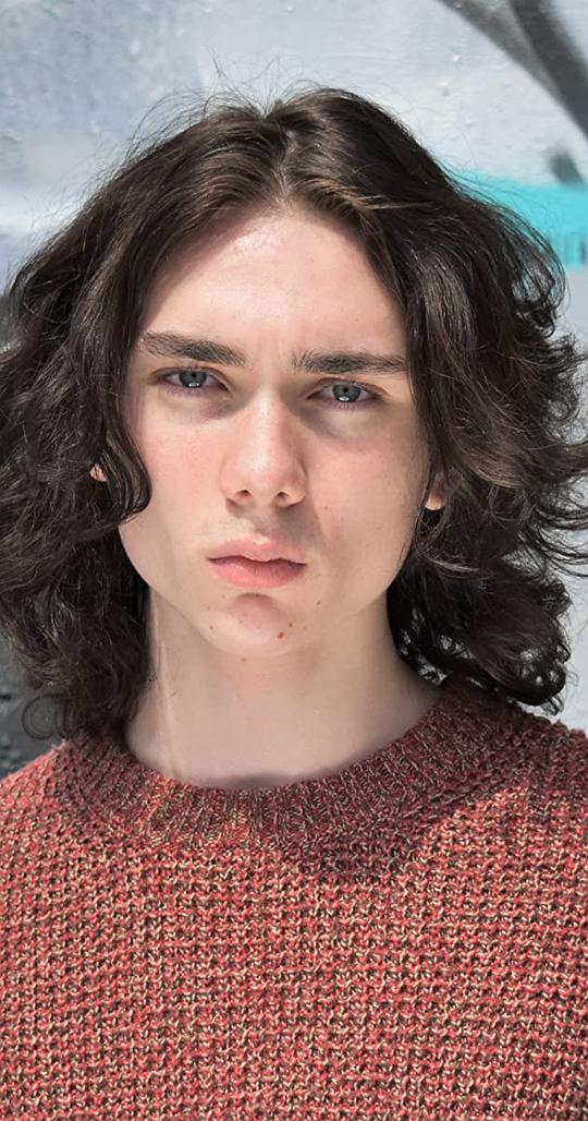 迪伦·洛 Dylan Lowe