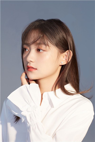 屠芷莹 Zhiying Tu