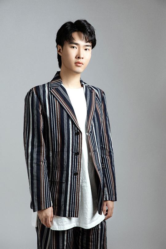 周看 Kan Zhou