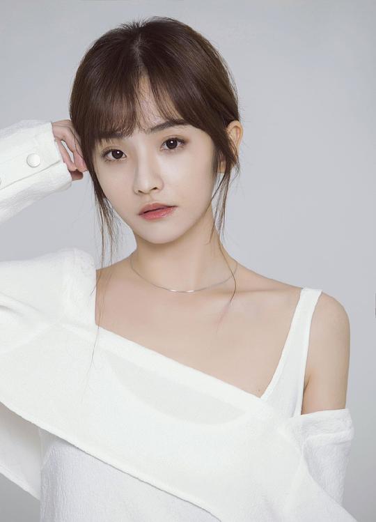 江易轩 Yixuan Jiang