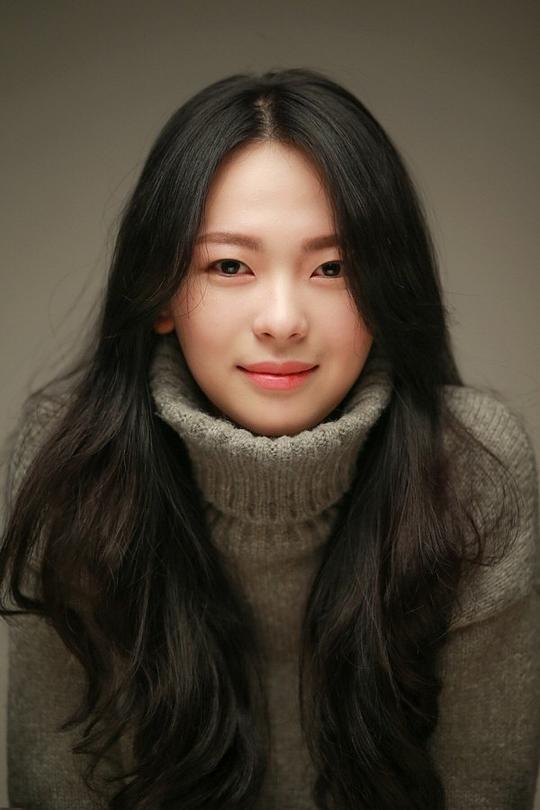 玄素罗 So-ra Hyeon